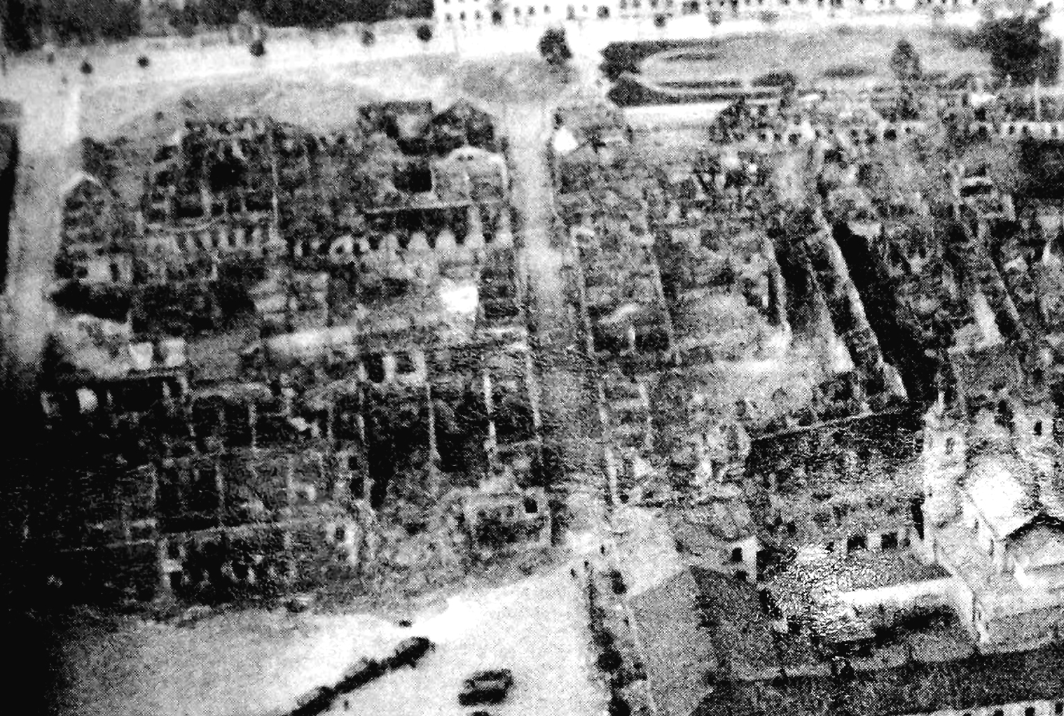 Wielun_city_bombing_1_September_1939.jpg