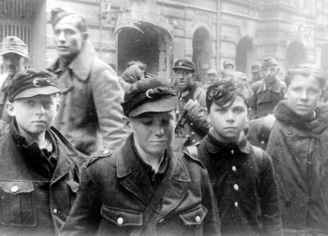 german-child-war-prisoners.jpg