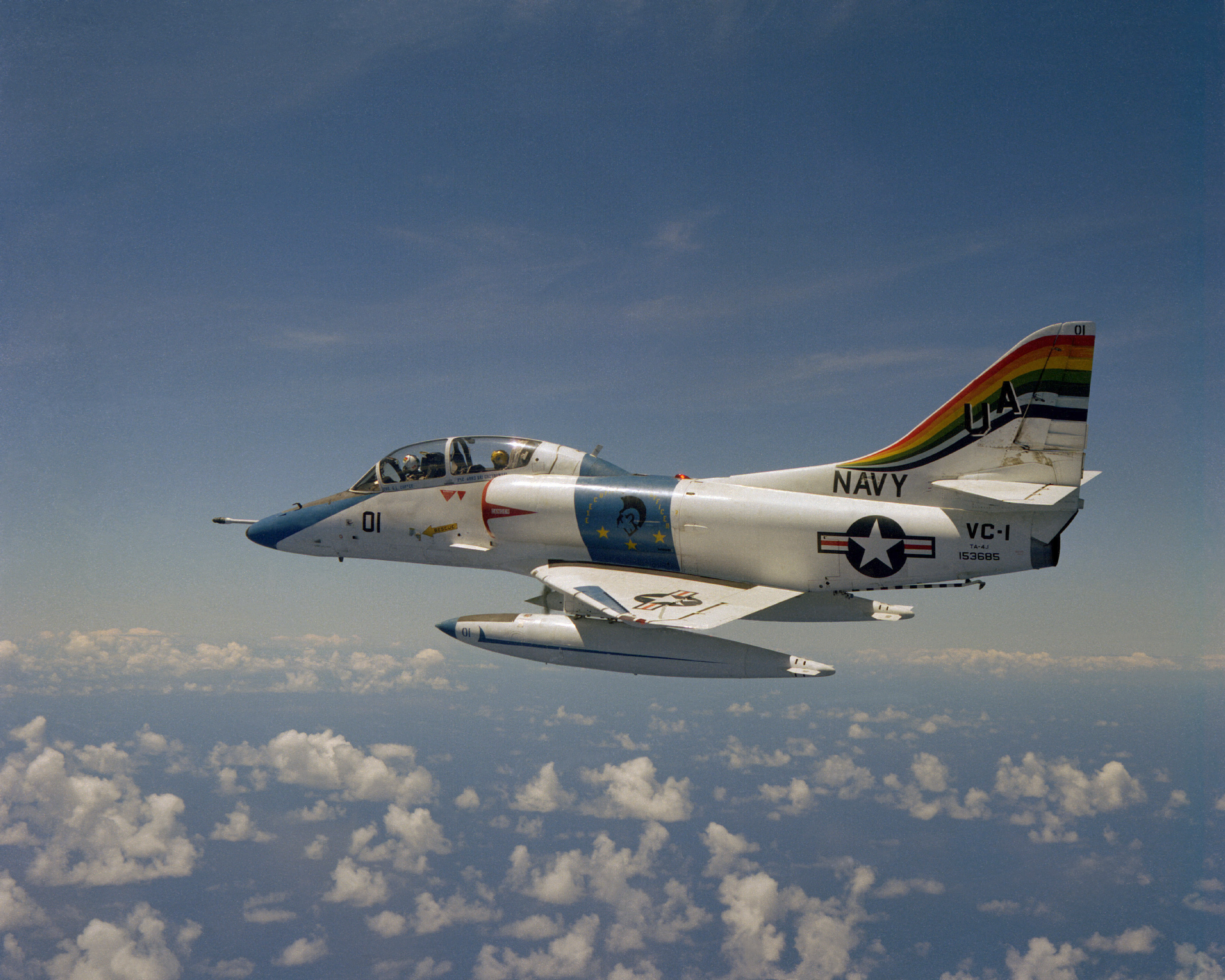 TA-4J_Skyhawk_1976.jpg