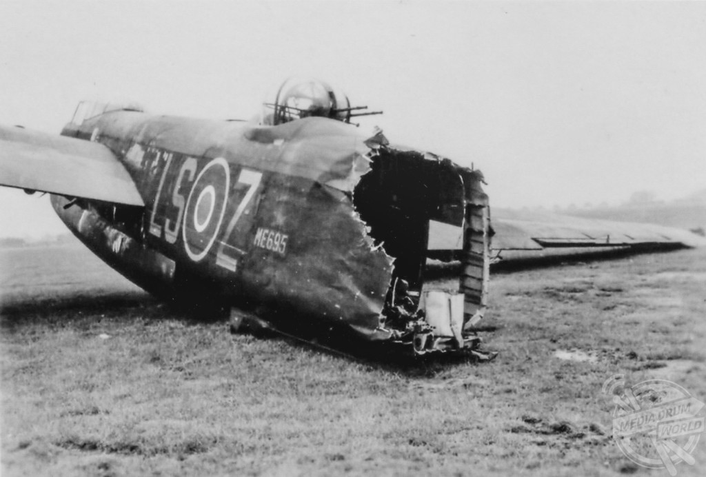 MDRUM_MEMORIES_OF_WWII_BOMBERS-14.jpg