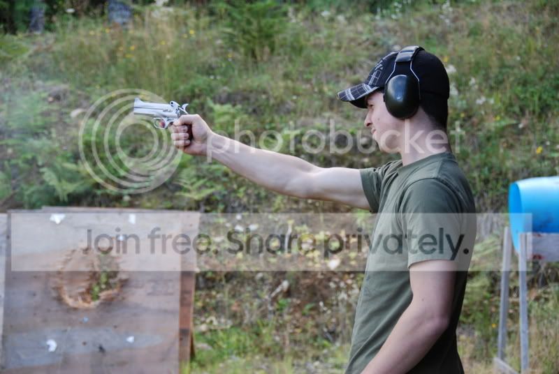 newgun004.jpg