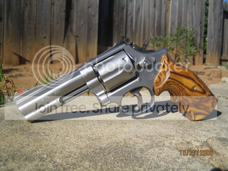 PistolsII004.jpg