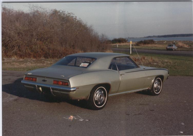 2004-12-14_161926_My_69_Camaro_350.jpg