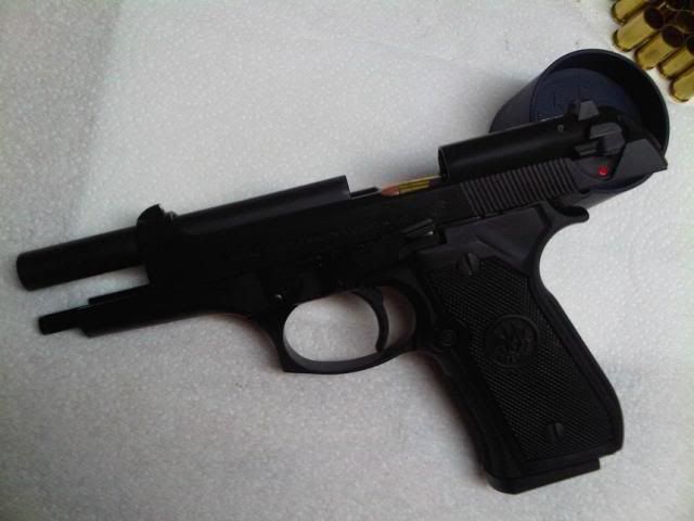 beretta92fs3.jpg