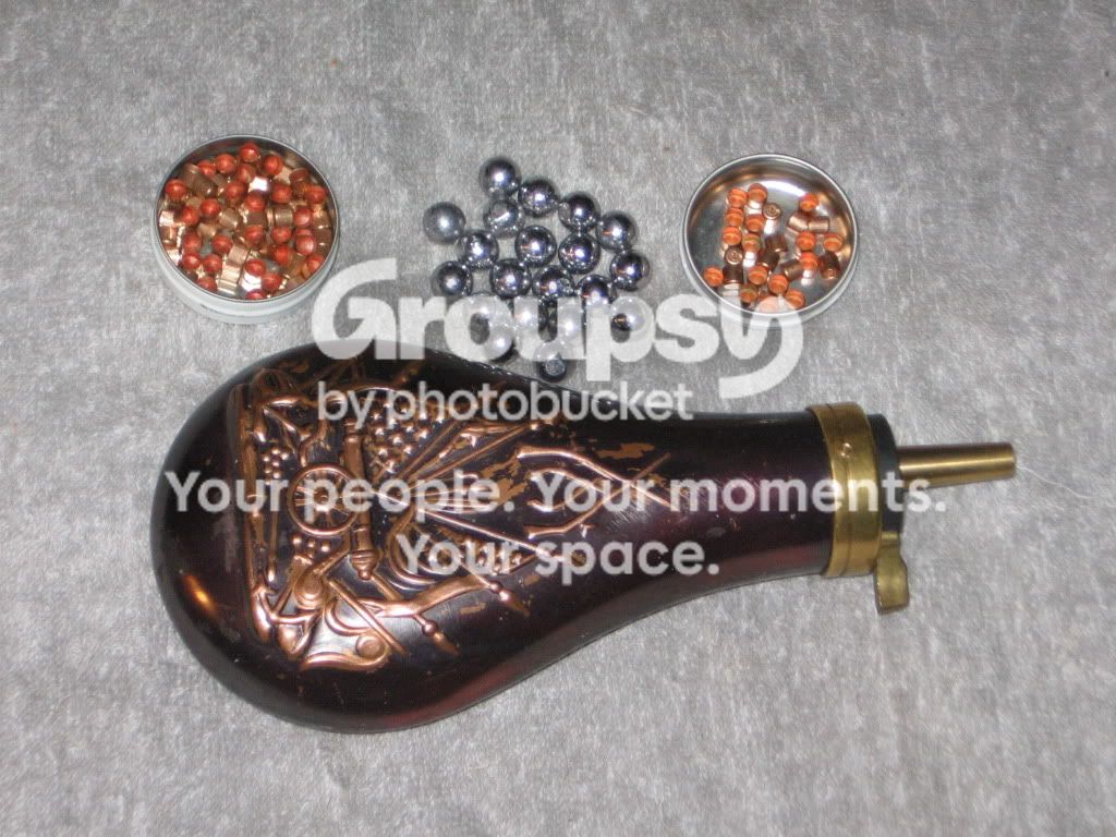 Powderflaskballscaps002.jpg