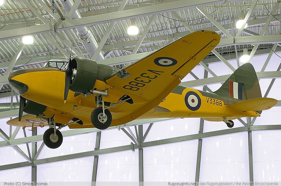 airspeed_oxford1_simonthomas.jpg