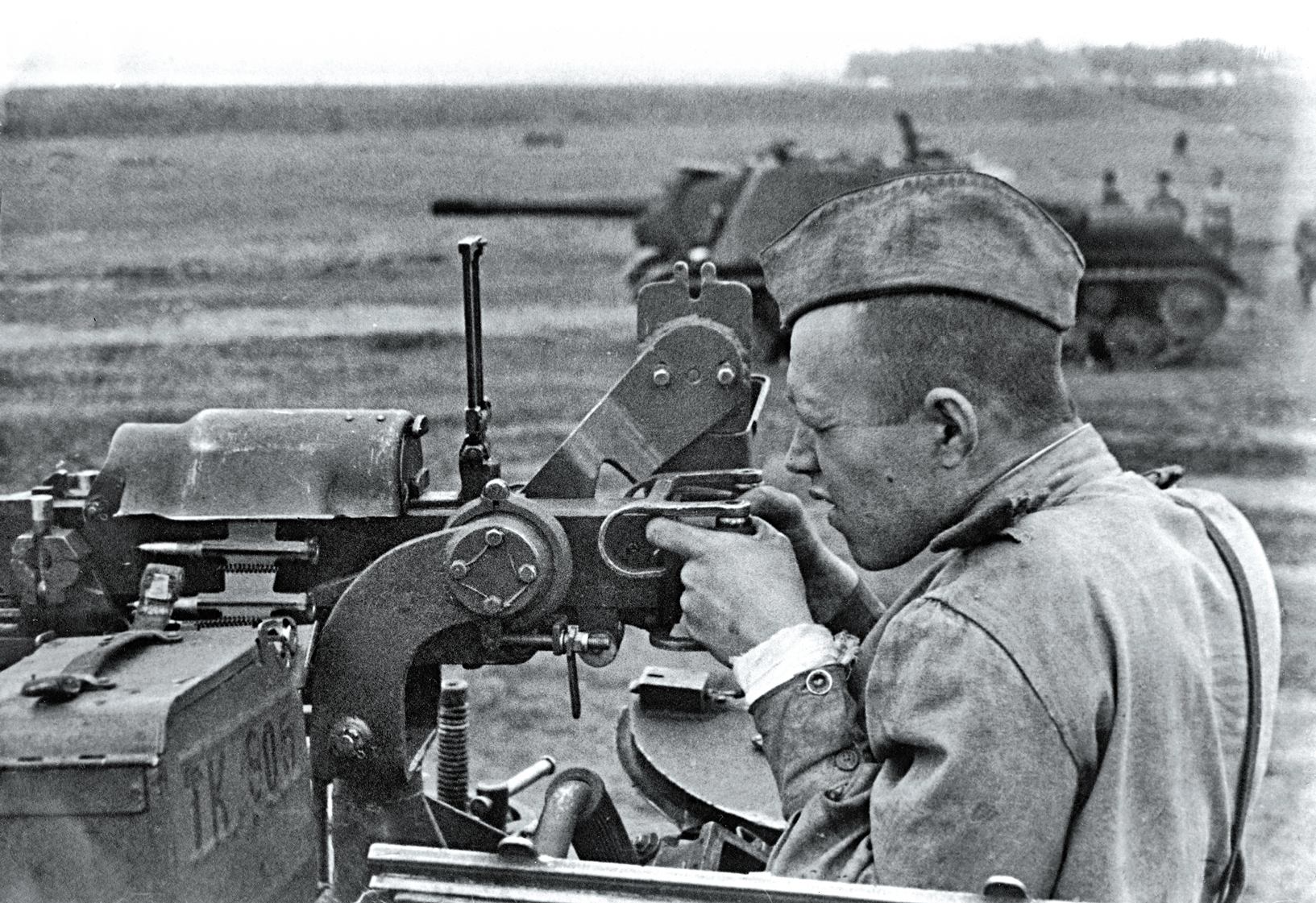 dshk-on-isu152.jpeg