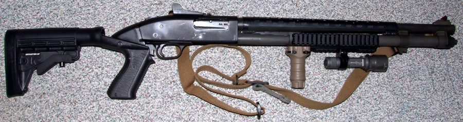 mossbergShotgun040609_1.JPG