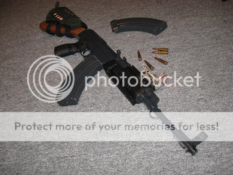 CZ858-4b.jpg