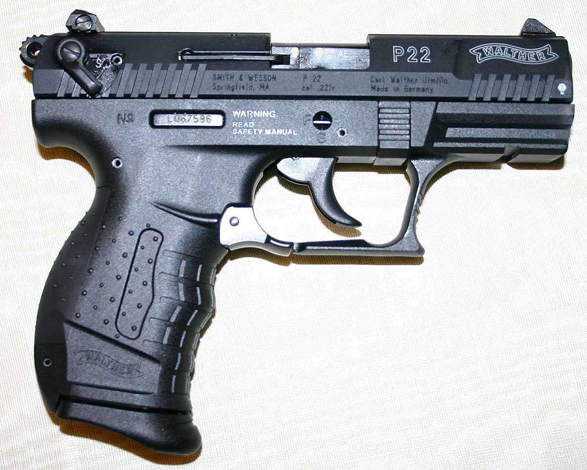 walther_p22_right_1200px.jpg