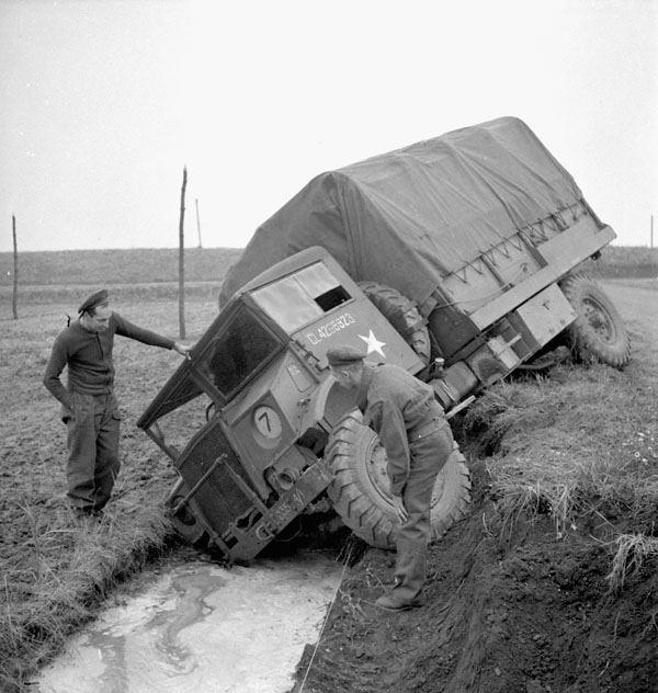 ford3ton.jpg