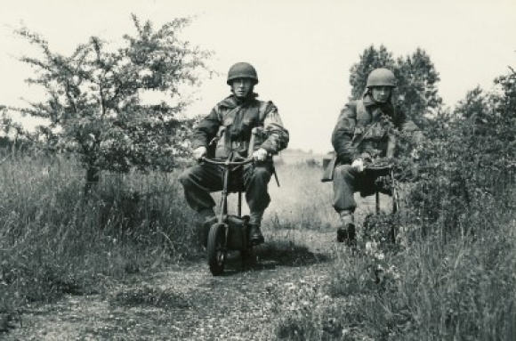 1942_Welbike_For_Sale_Training_resize.jpg
