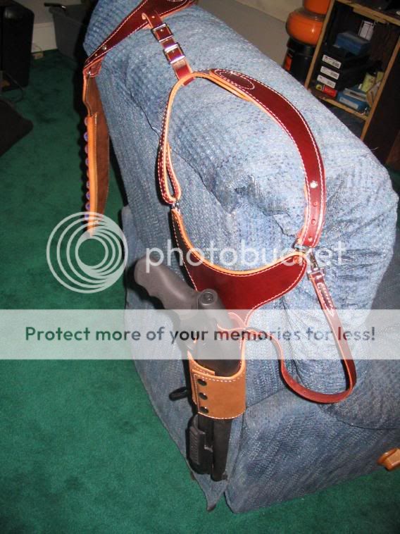 CustomHolster003.jpg