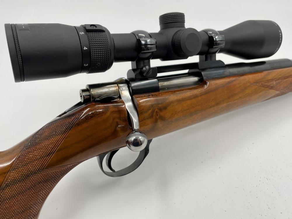 A9a60VH.jpg