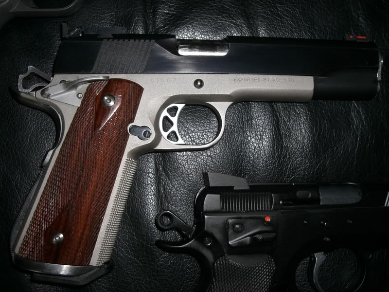 Gunsstuff081.jpg