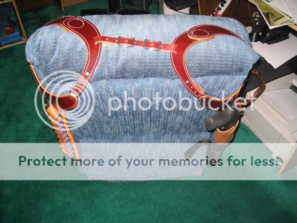 CustomHolster005.jpg