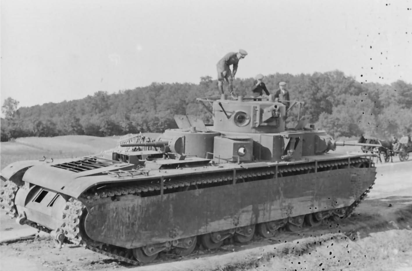 T-35_soviet_heavy_tank_5.jpg