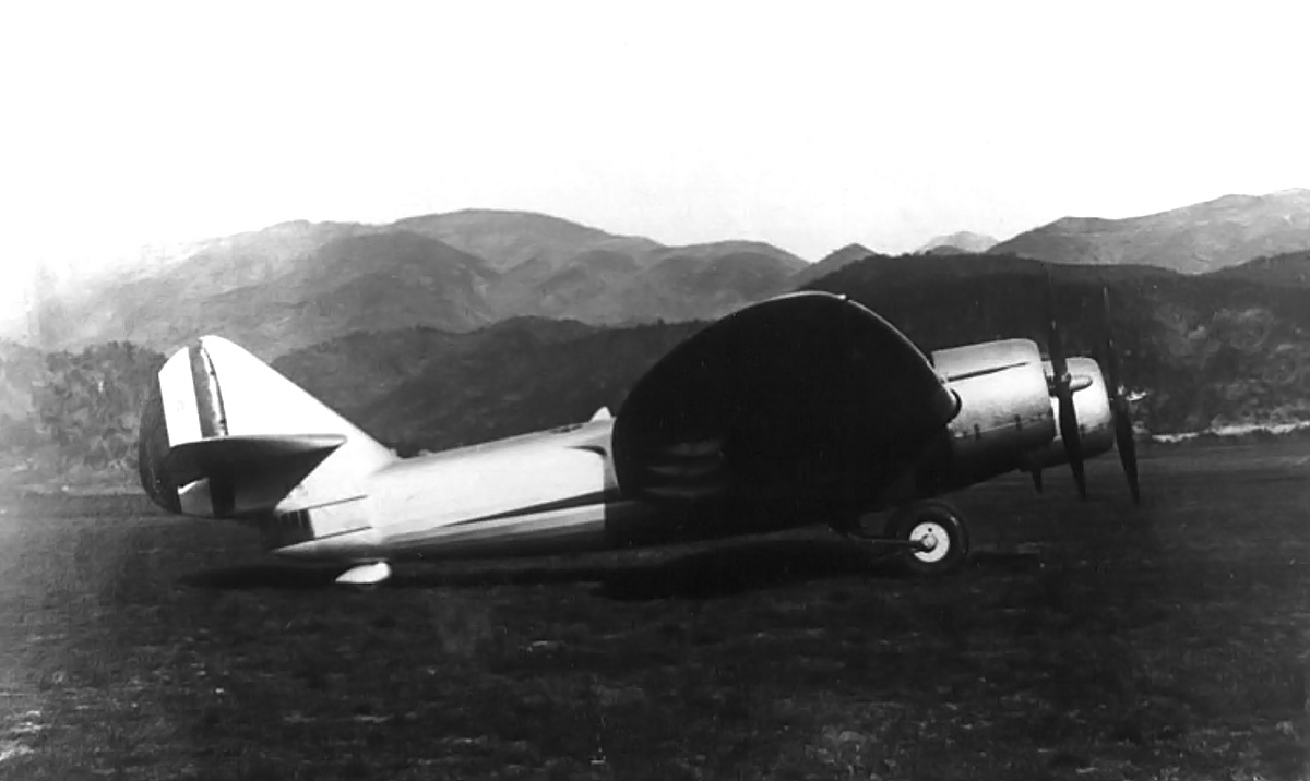 piaggio-p16-side.jpg