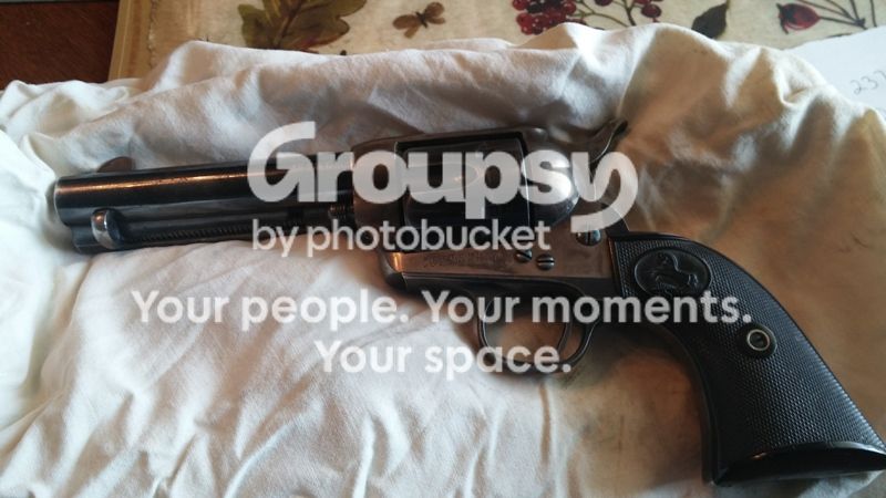 pistol_zps7425960d.jpg