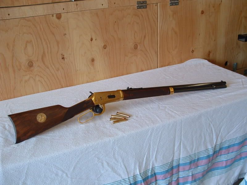 Winchester38-55OliverFWinchesterCom.jpg