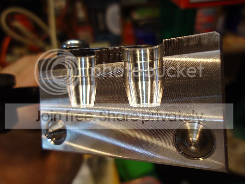 LEE1_zps236f5c36.jpg~original