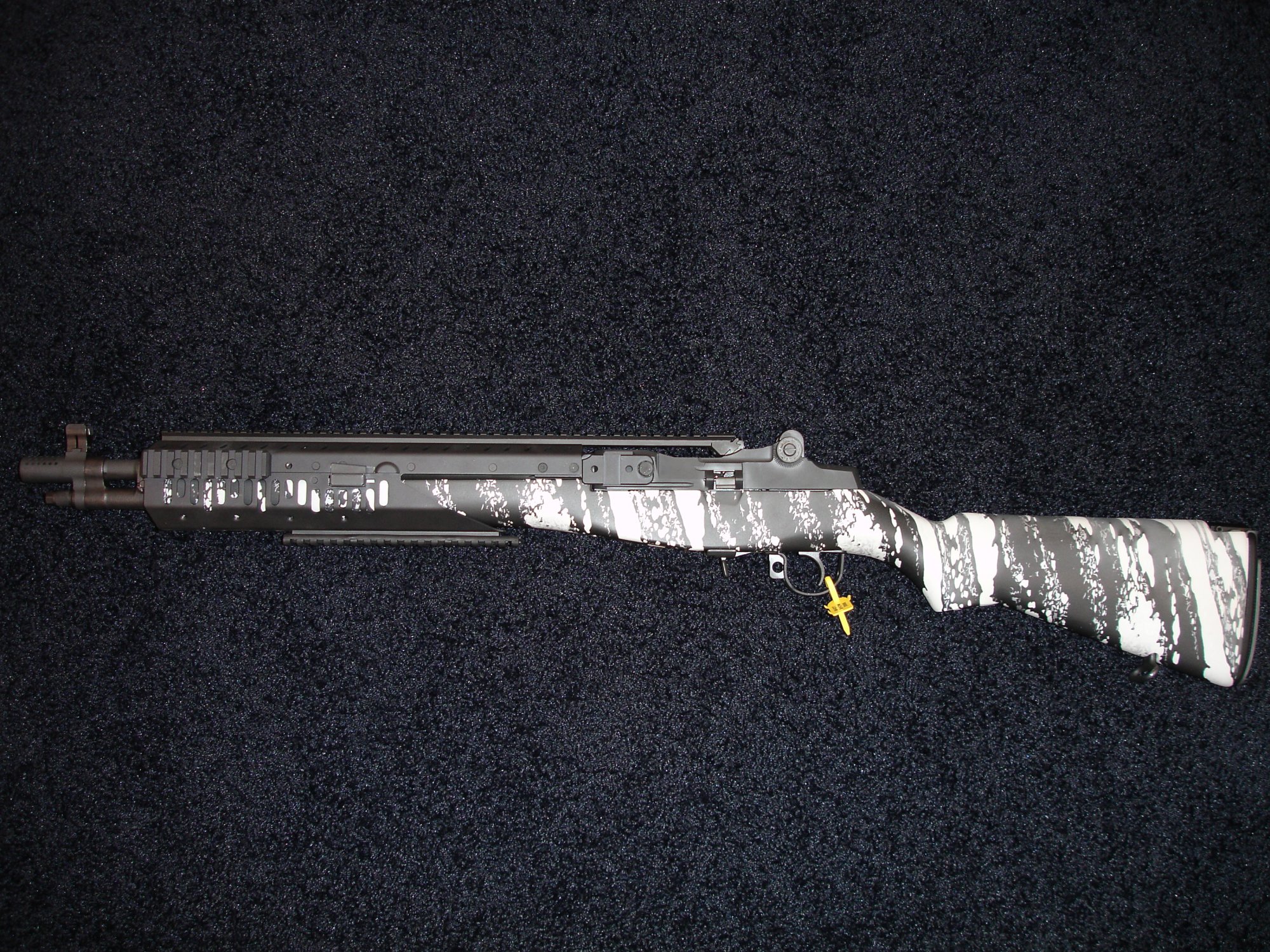Springfield%20Armory%20SOCOM%20II%20Camo_3.jpg