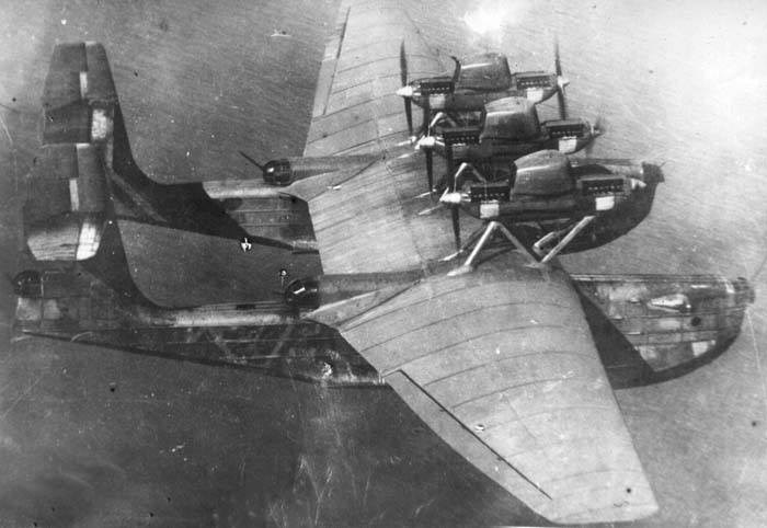 Tupolev_ANT-22.jpg