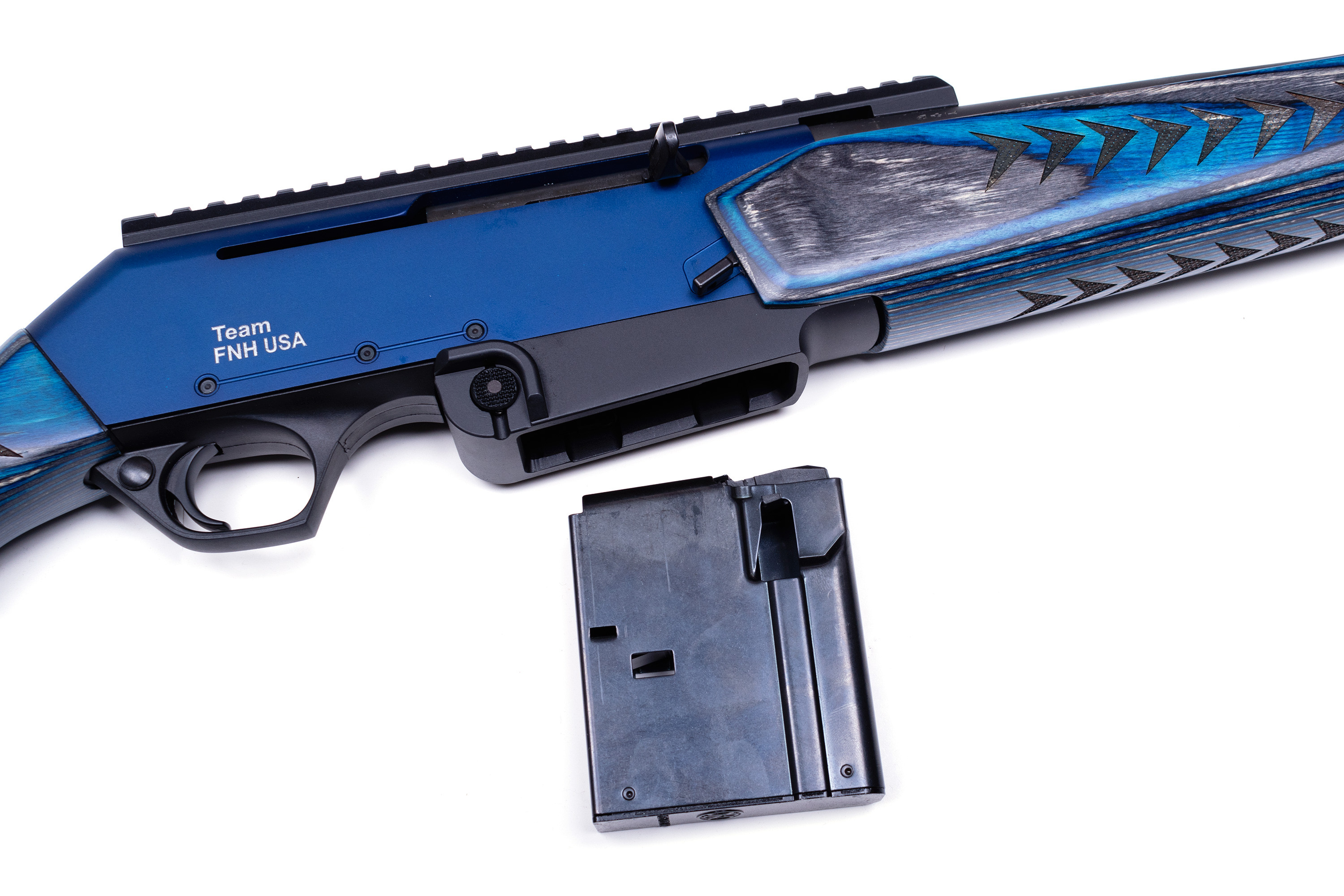 84r8dxv.jpg