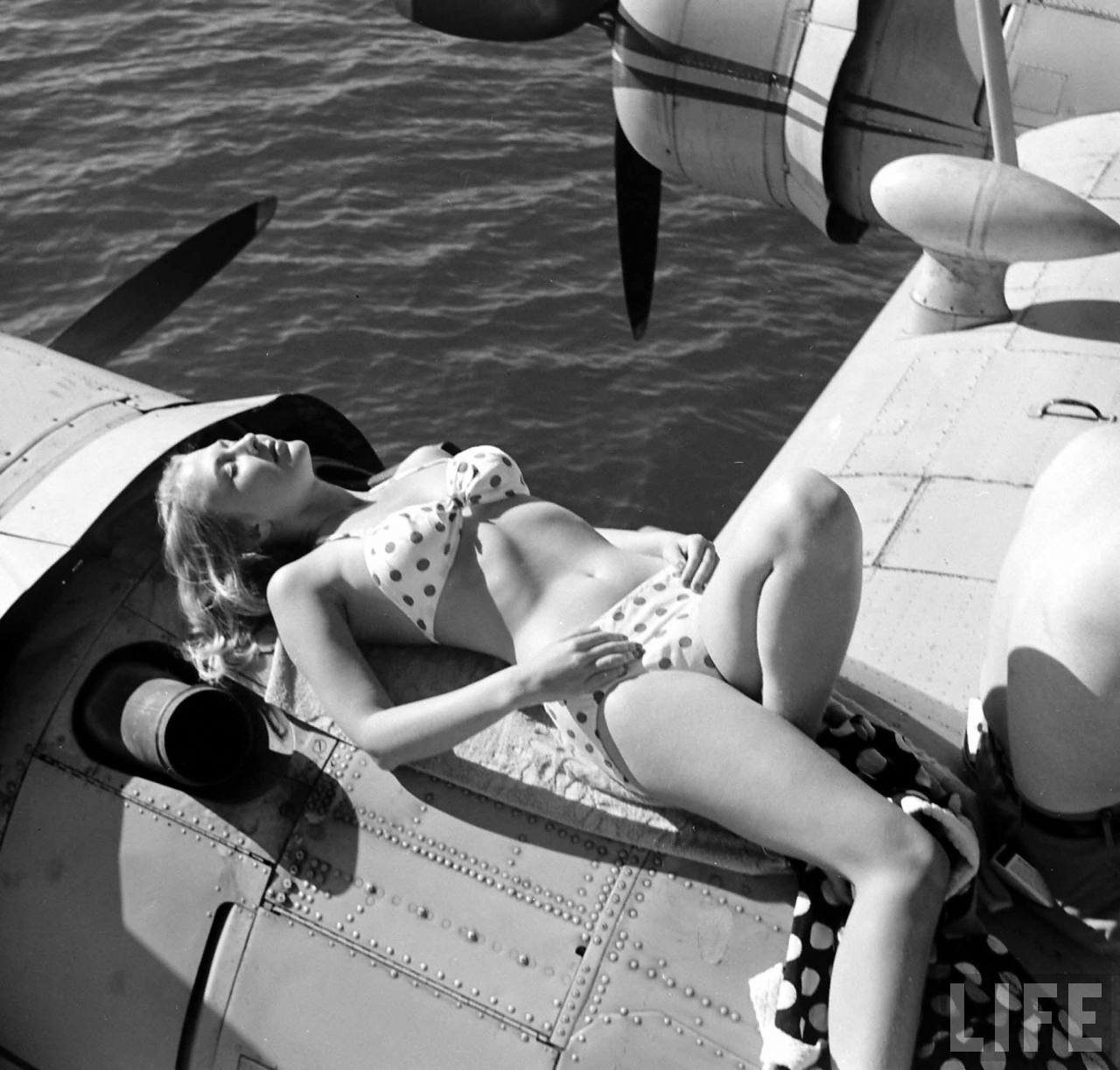 flyingyacht8.jpeg