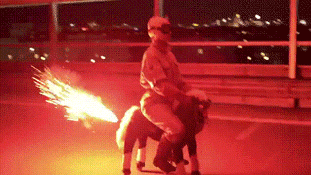 daily-wtf-006-01292013_zpse08e5bab.gif