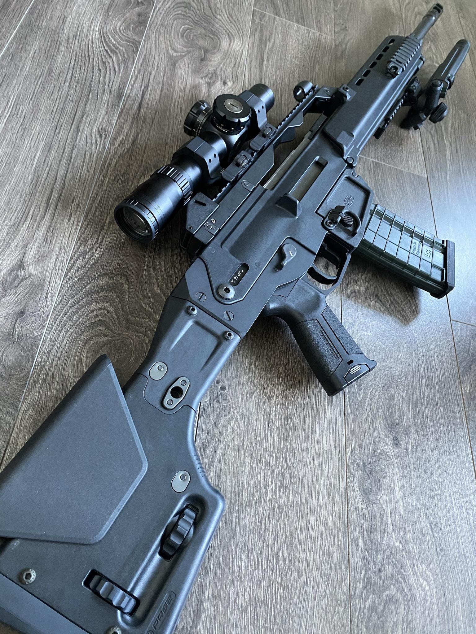 fHyE4V1.jpg