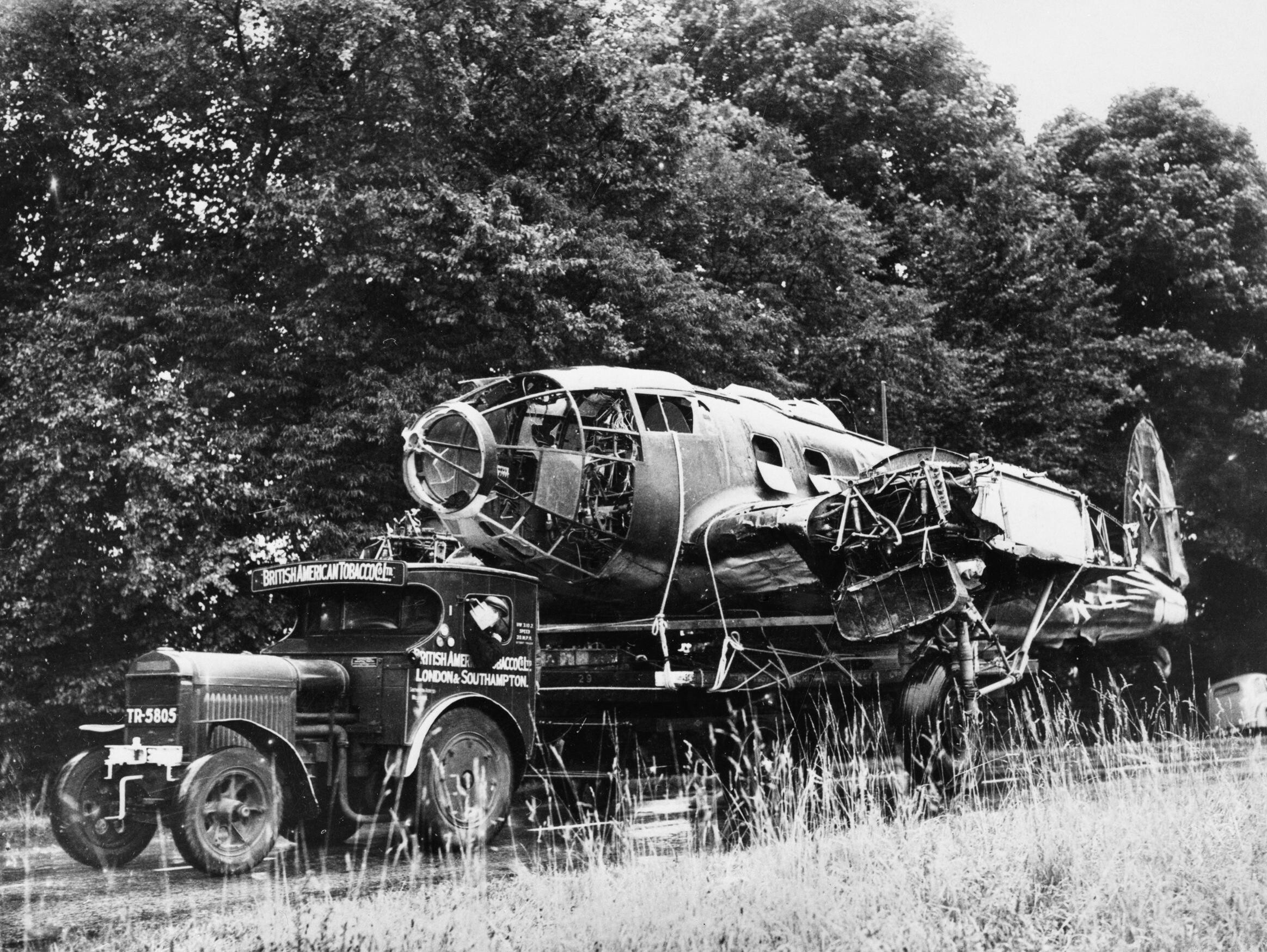 The_Battle_of_Britain_HU72439.jpg