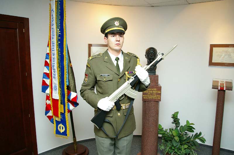 03.jpg