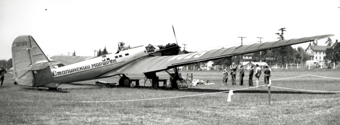 688px-chkalov-plane-1937.jpg