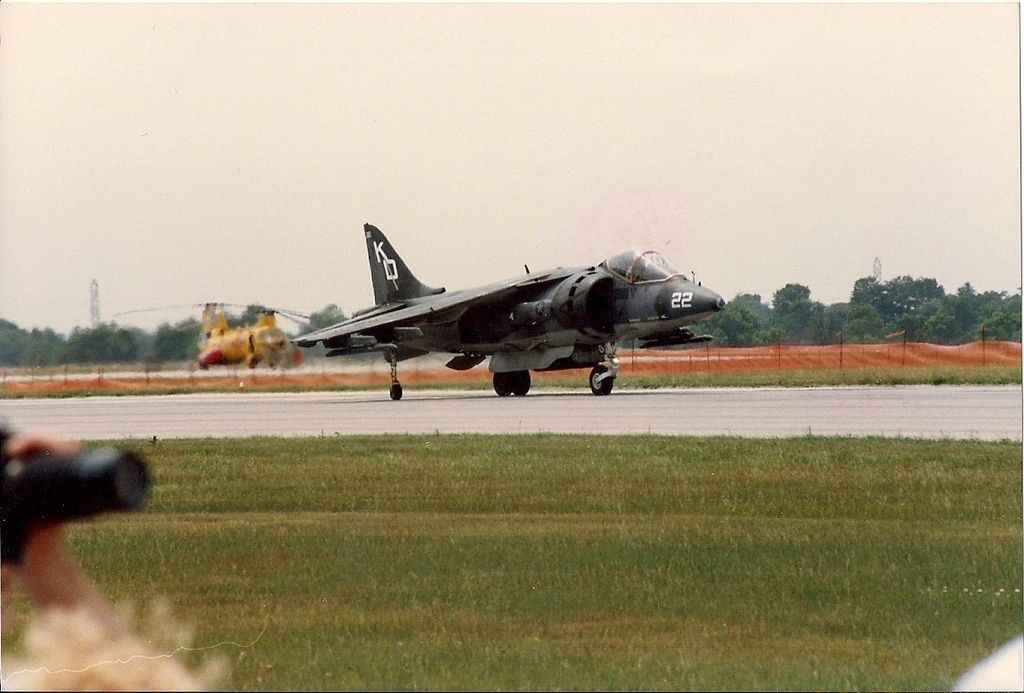 AV8A%20Harrier_zps0d4ph0sp.jpg