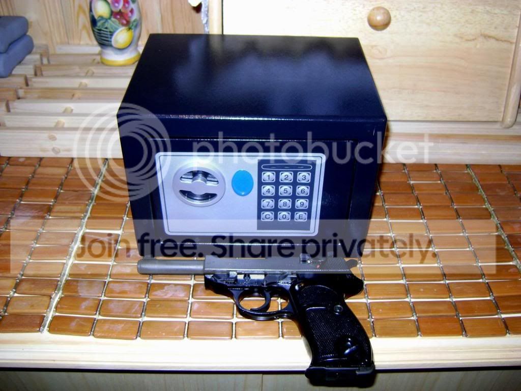 Safe2.jpg