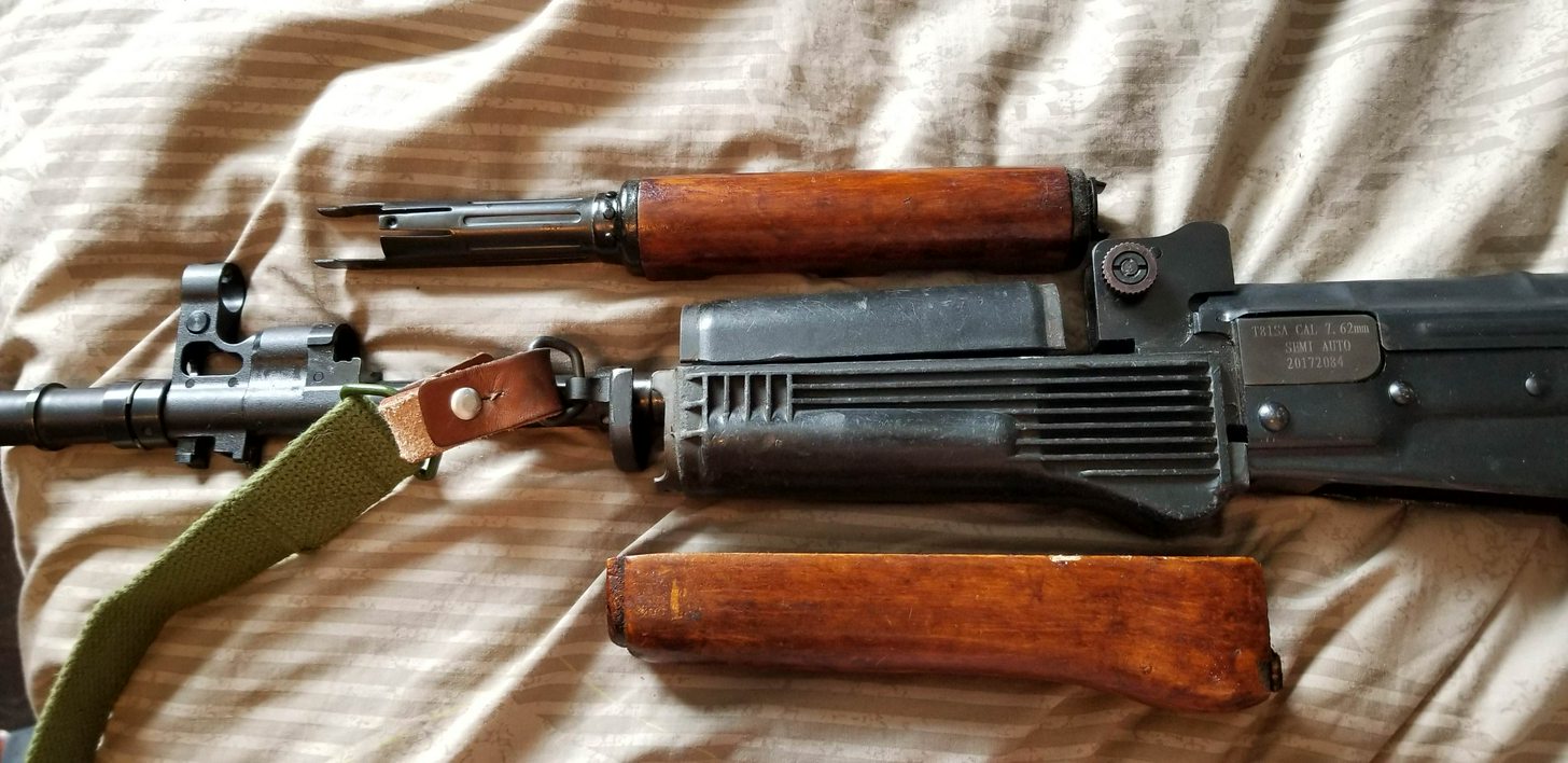 d8tZM4cr.jpg