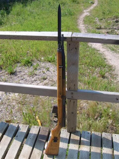 vz5257_bayonet.jpg