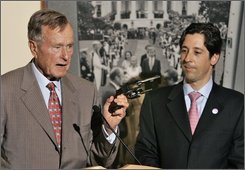 2385214720_Bush_Revolverx.jpg