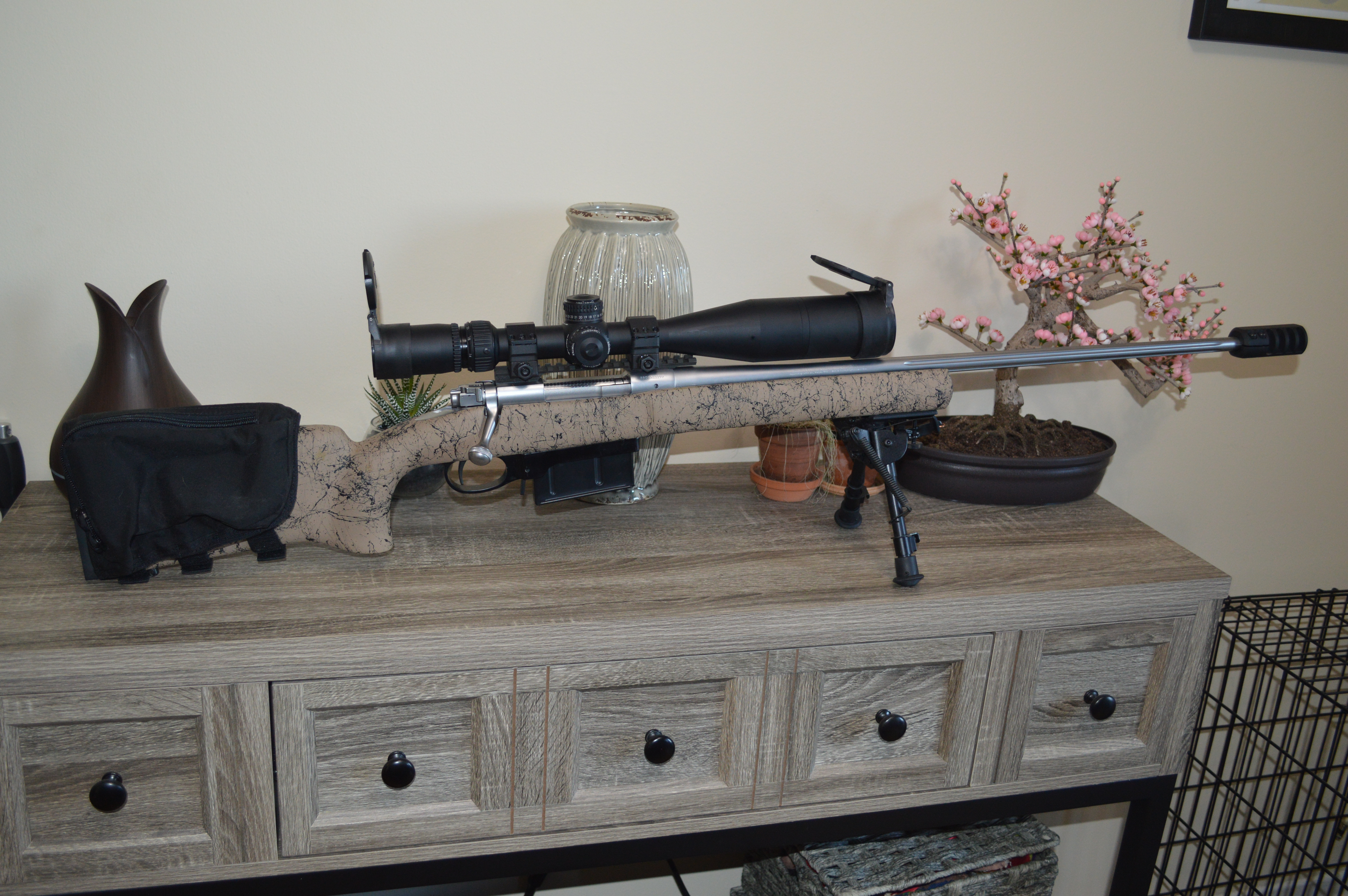 Cb2A6V6.jpg