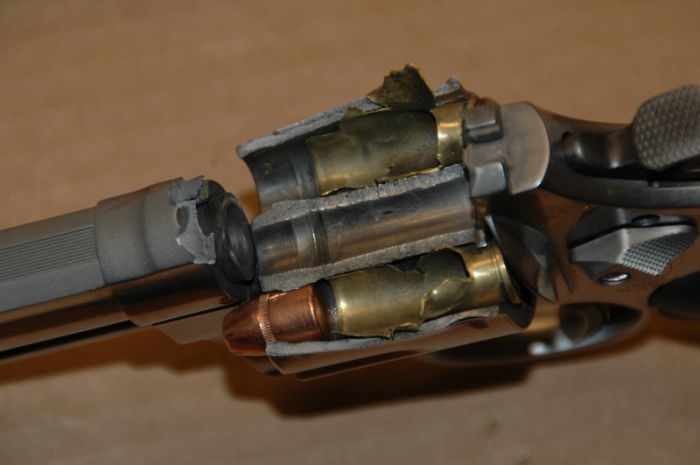 pistolet002.jpg