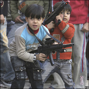 children-toy-guns-2.jpg