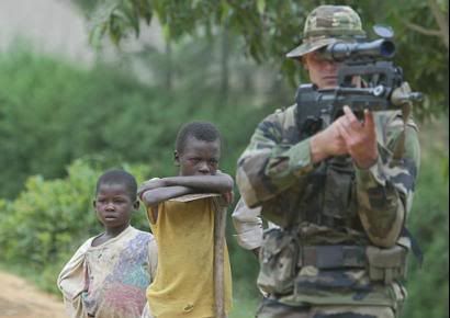 FAMAS_in_action_59.jpg