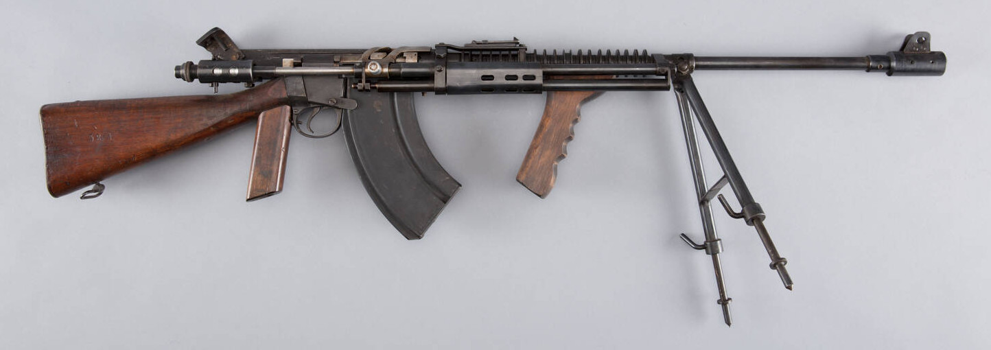 Charlton_Automatic_Rifle_%28AM%29_cropped.jpg
