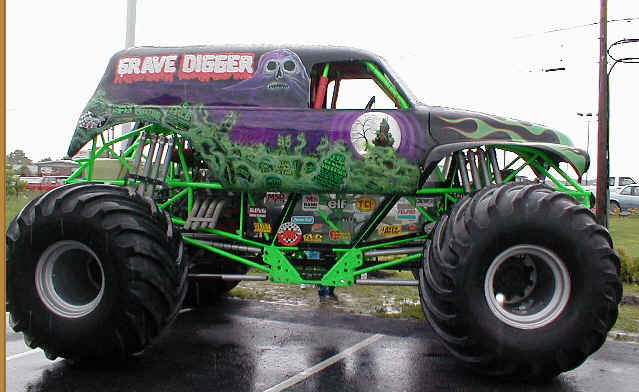 car_grave_digger_truck.jpg