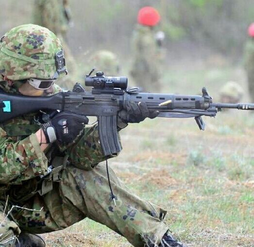497c3dde3c4cbbe7a5b98a8d677ce119--rifles-soldiers.jpg