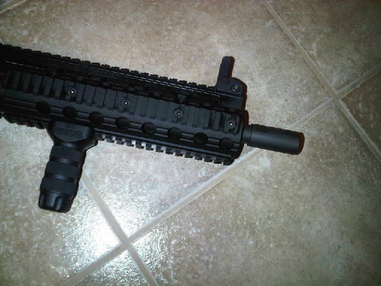 SR-22_4_sml.jpg
