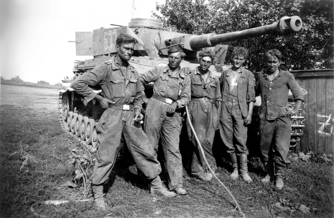 Sd.Kfz.161_Panzerkampfwagen_IV_Kursk.jpg