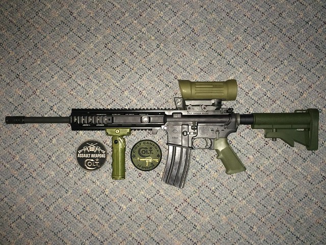 16726564501_13edc7a939_z.jpg
