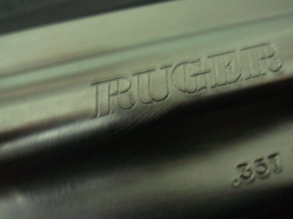 5.under_ruger_scratches.JPG